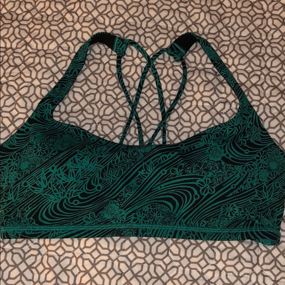 NWOT Lululemon Sports Bra